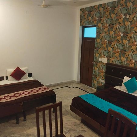 Hotel Shivanta Residency Risikés Kültér fotó