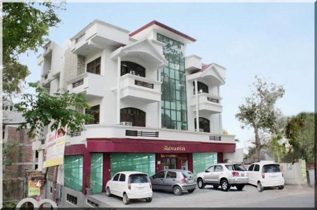 Hotel Shivanta Residency Risikés Kültér fotó