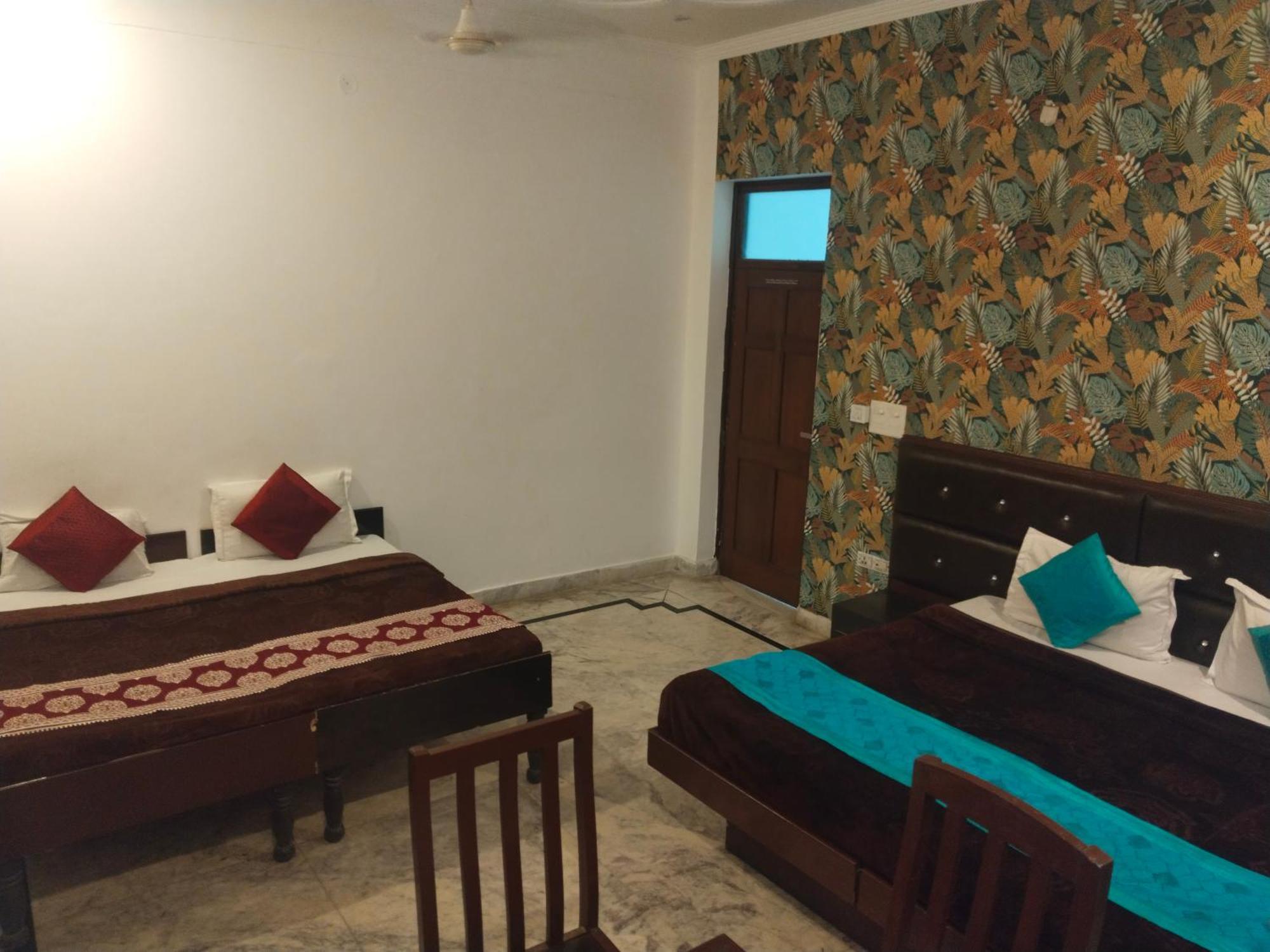 Hotel Shivanta Residency Risikés Kültér fotó